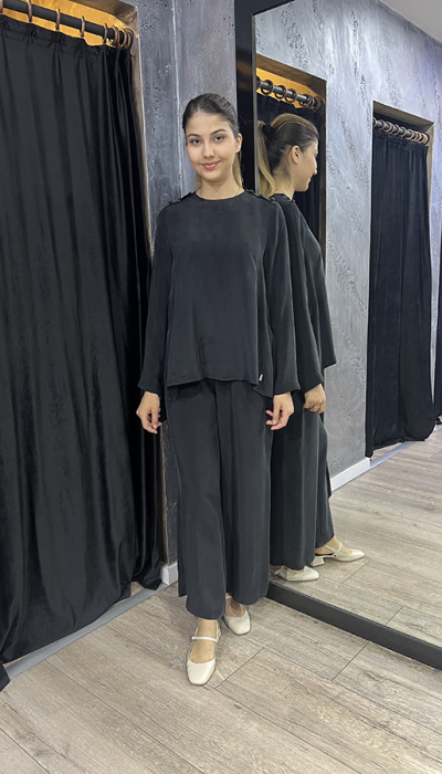Miss Dalida Yuvarlak Yaka Düğme Detaylı Cupra Tunik BLACK - 1