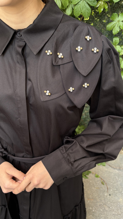 Si Design Omuzu Çiçek Detaylı Düğmeli Elbise BLACK - 3